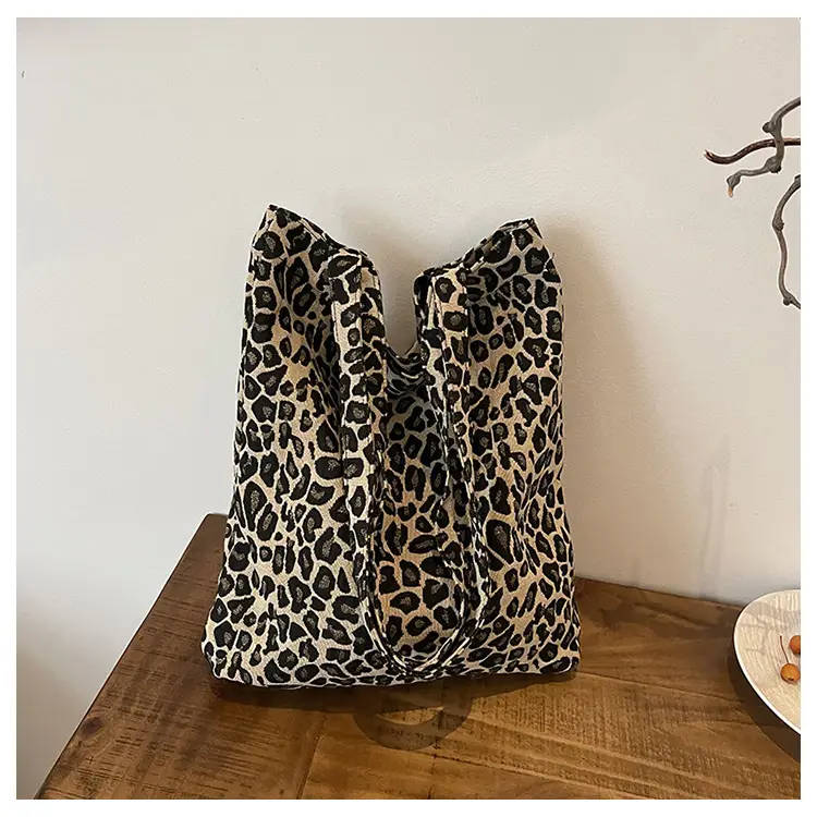 Women's Leopard Print Canvas Shoulder Bag 2024 — feature 18