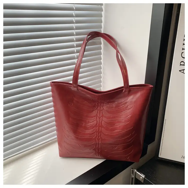 Women's Retro Croc Pattern Tote Bag Tan 2024 — feature 31