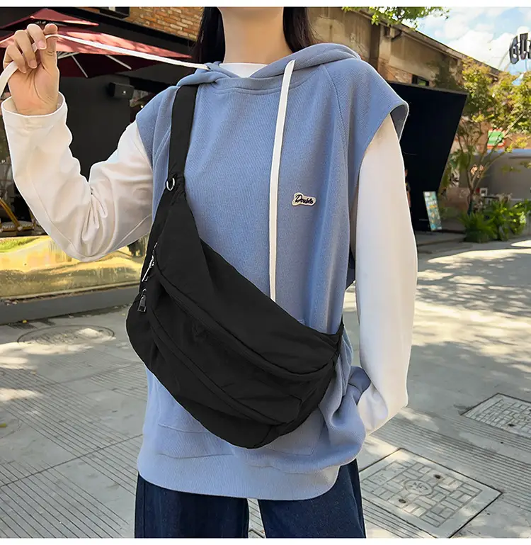 Cycling Shoulder Bag Men Light Blue Large Capacity — feature 13