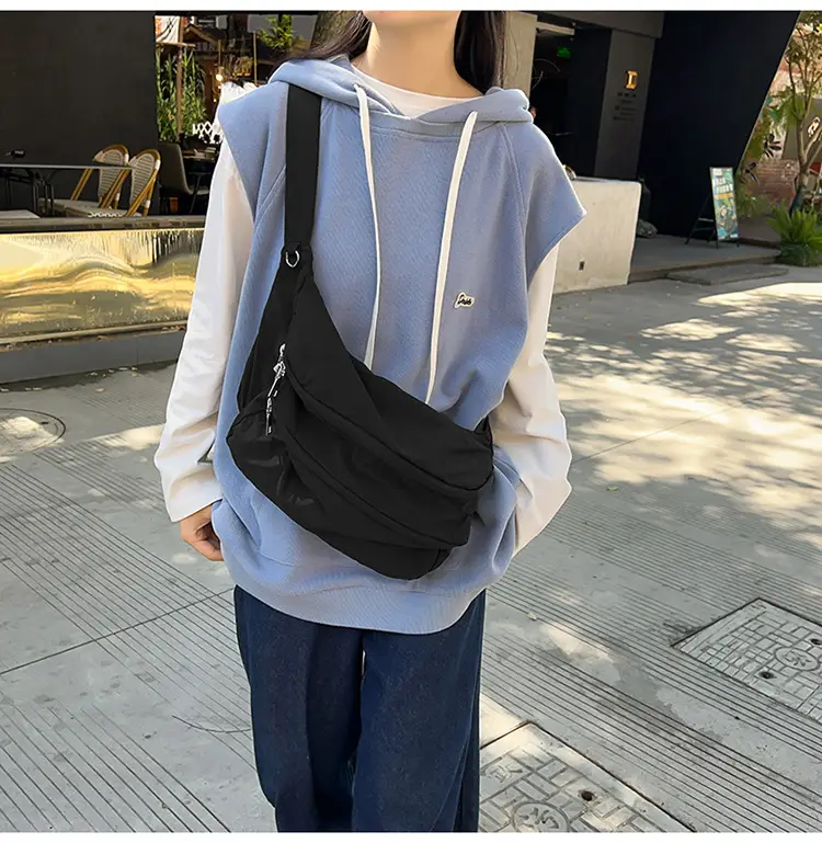 Cycling Shoulder Bag Men Light Blue Large Capacity — feature 14