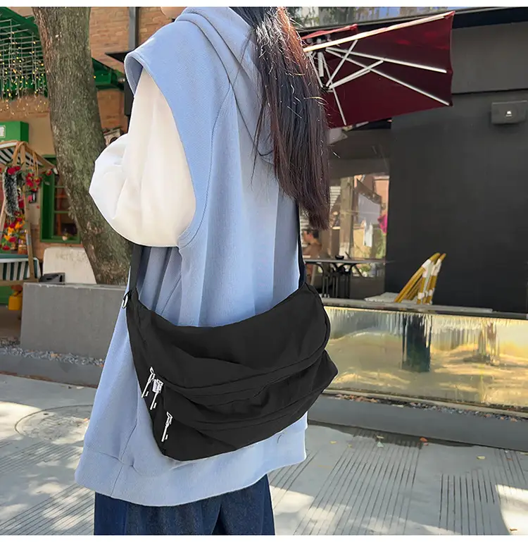 Cycling Shoulder Bag Men Light Blue Large Capacity — feature 15