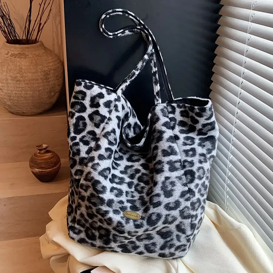 Women Leopard Print Large Tote Bag 2024 - Image 3