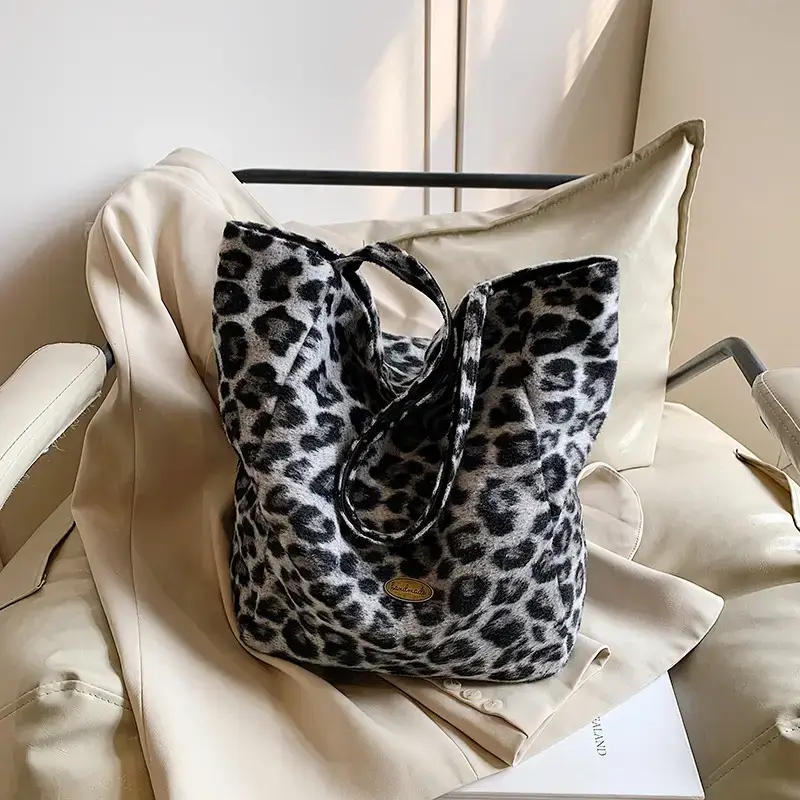 Women Leopard Print Large Tote Bag 2024 - Image 5