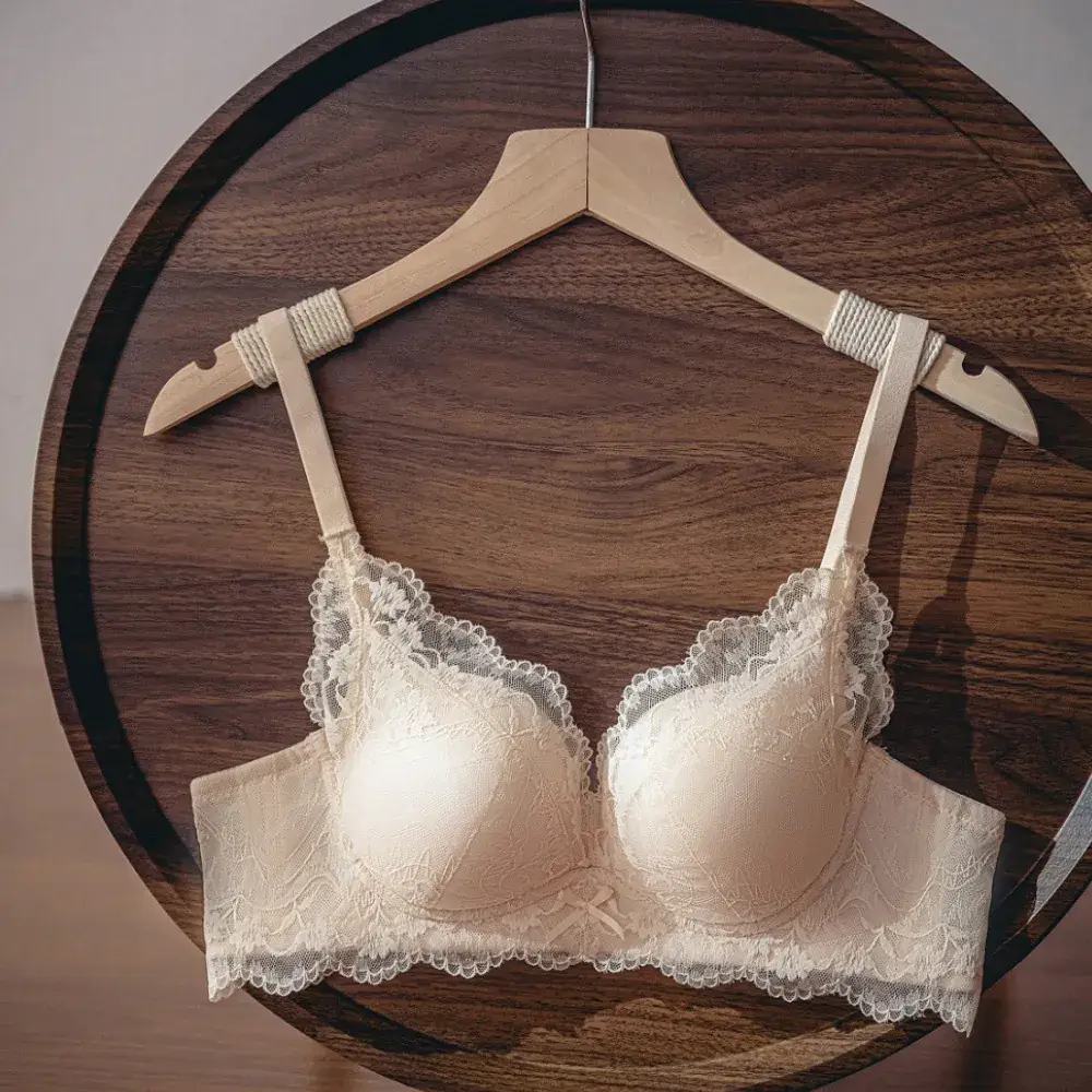 Black Lace Push-Up French Bra with Adjustable Straps