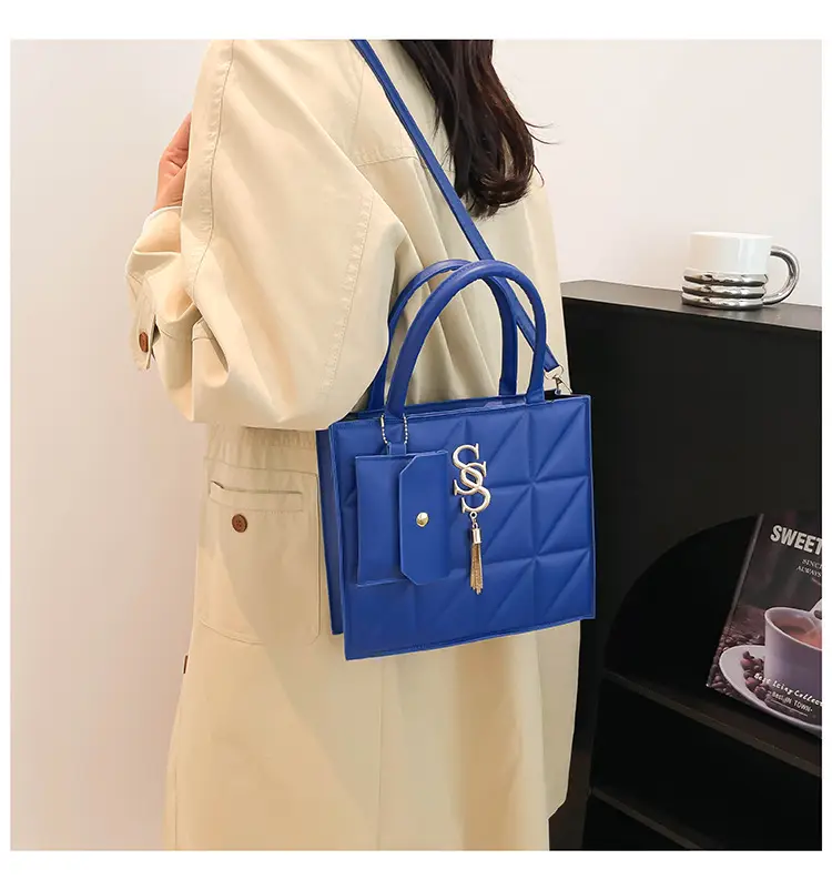 Women's Brown Crossbody Bag 2024 Winter Casual Commute — feature 17