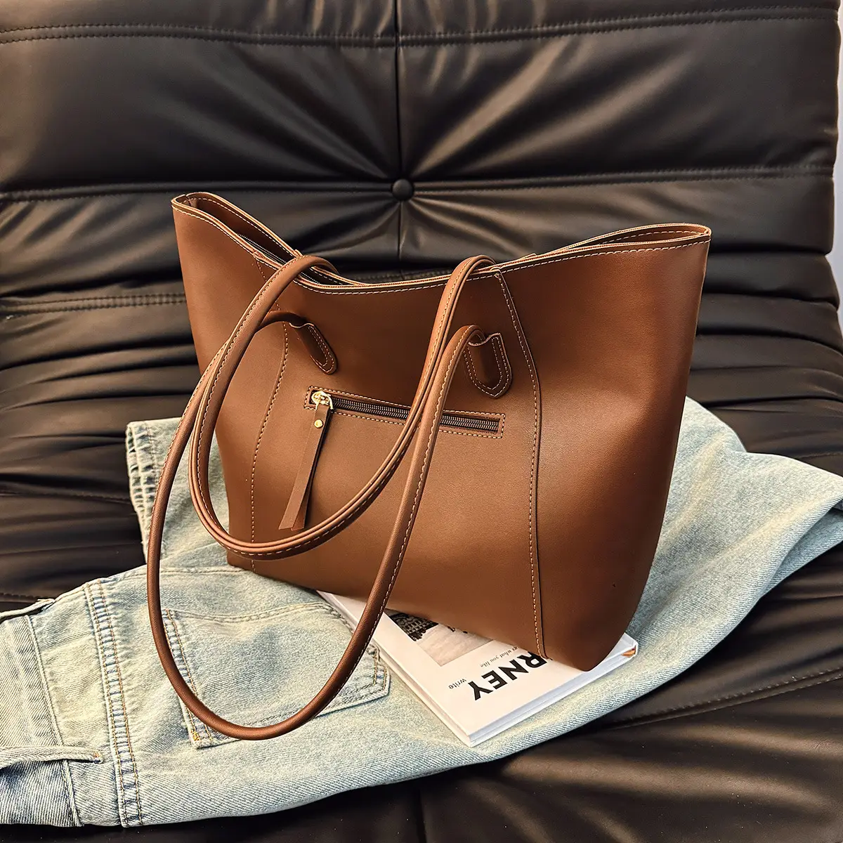 Women Large Capacity Black Leather Tote Bag Shoulder Crossbody — feature 20