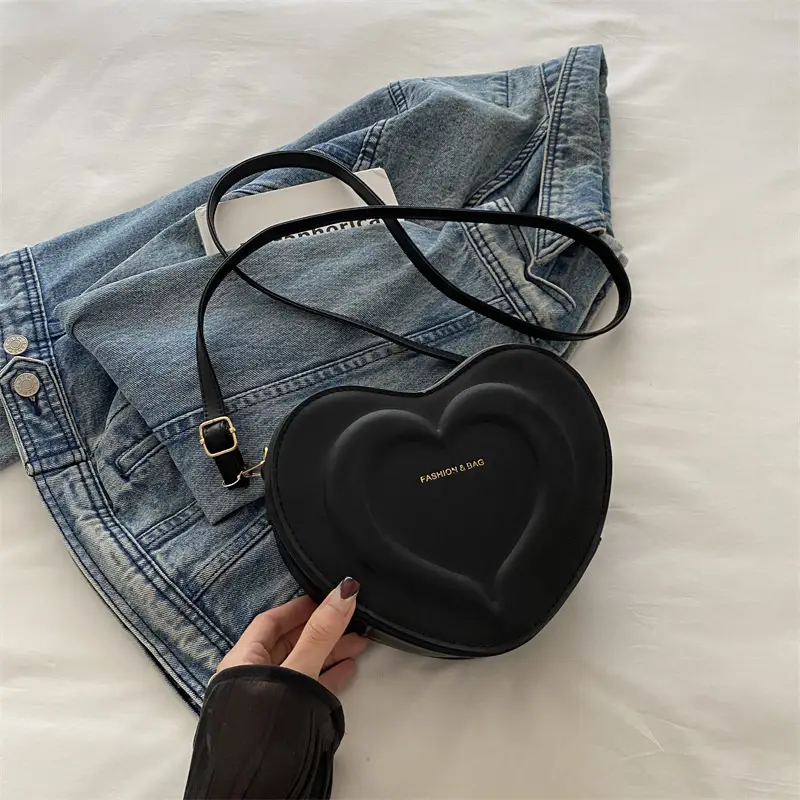 Women's Heart Shaped Shoulder Bag White 2024 Winter - Image 3