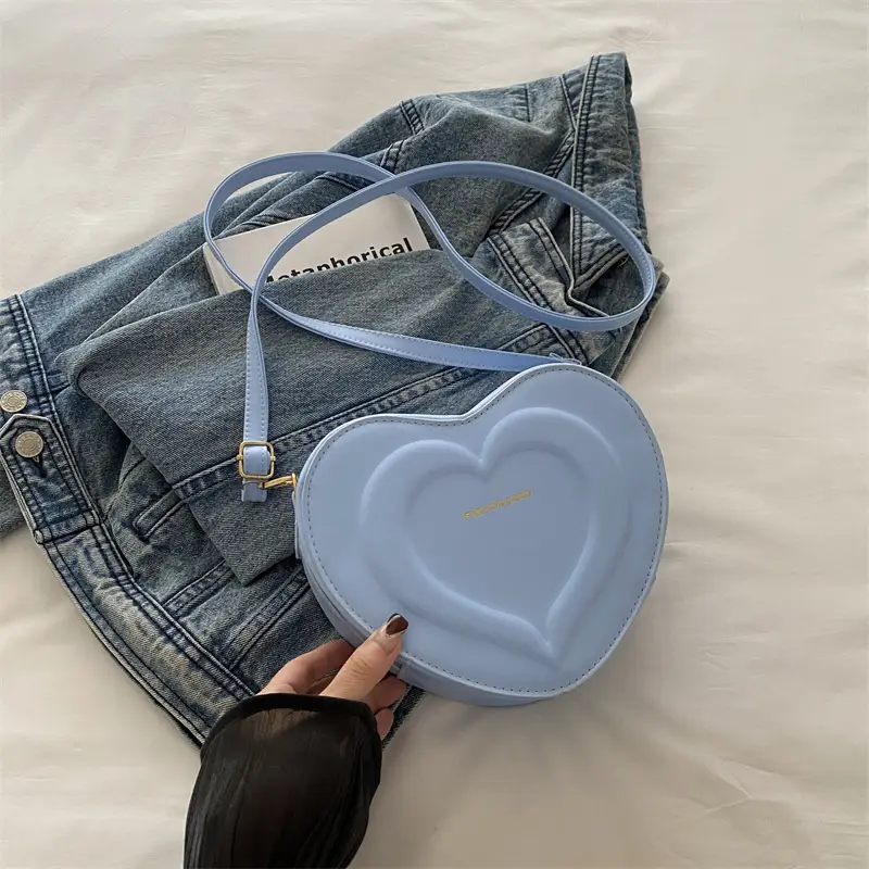 Women's Heart Shaped Shoulder Bag White 2024 Winter - Image 6