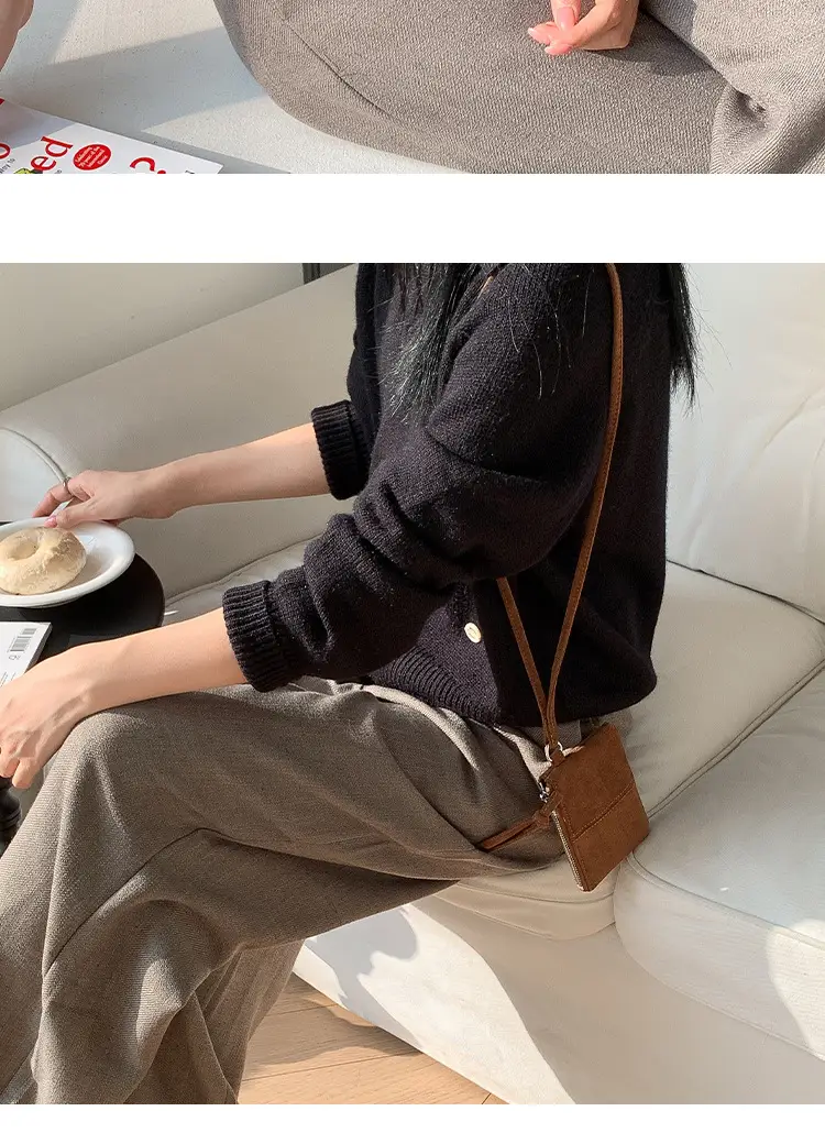 Neck-Hanging Mini Leather Coin Purse Brown — feature 18
