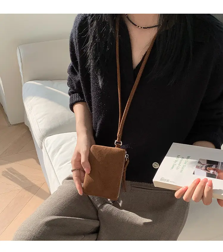 Neck-Hanging Mini Leather Coin Purse Brown — feature 19