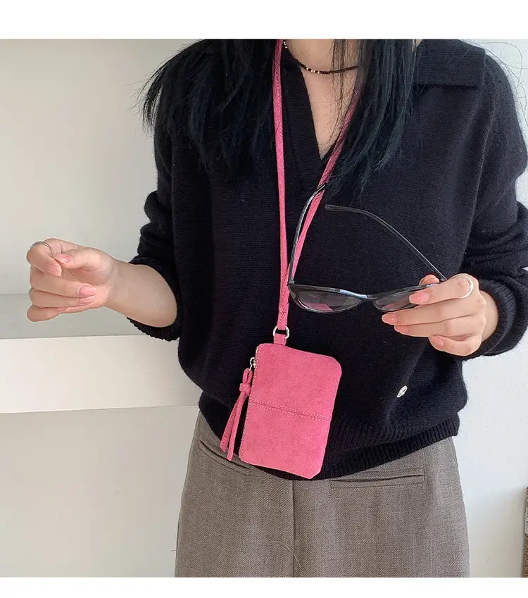 Neck-Hanging Mini Leather Coin Purse Brown — feature 27