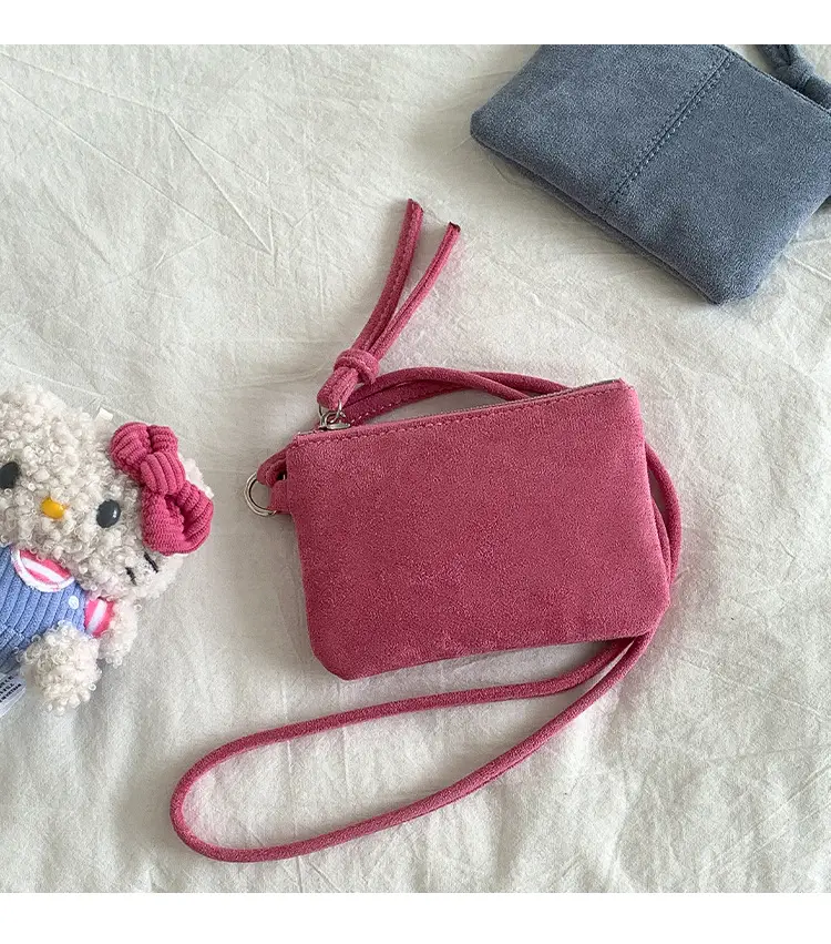 Neck-Hanging Mini Leather Coin Purse Brown — feature 36