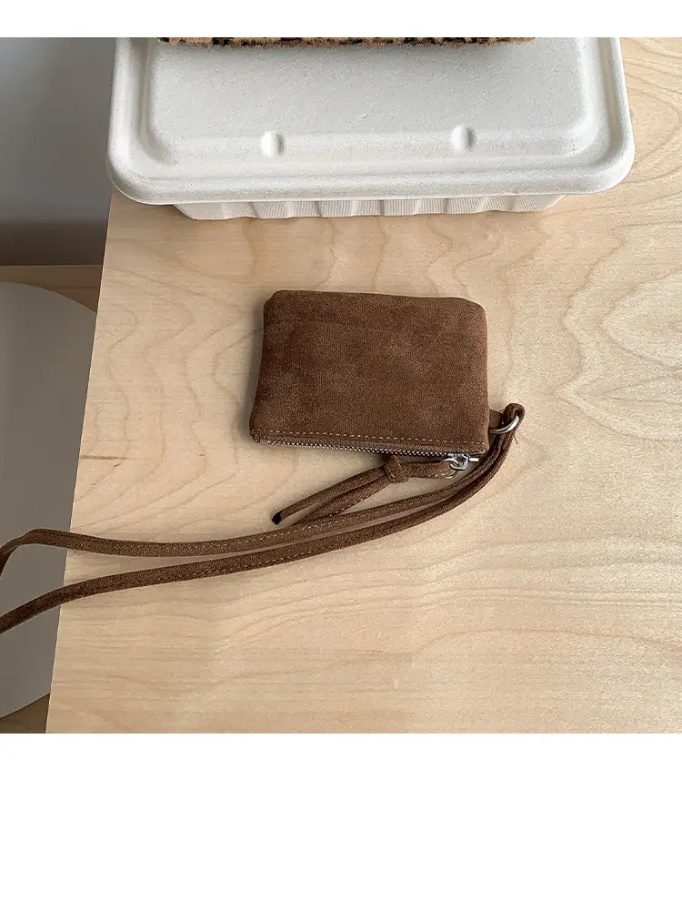 Neck-Hanging Mini Leather Coin Purse Brown — feature 46