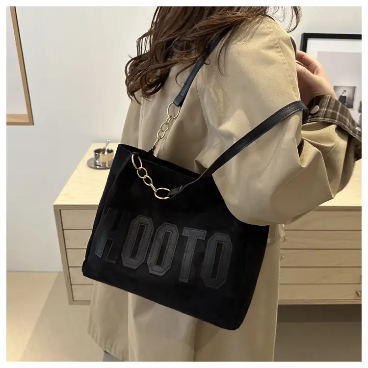 Black Letter Print Shoulder Bag for Women — feature 11