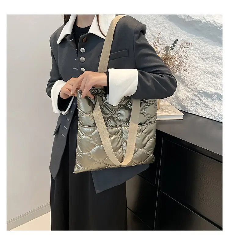 Silver Quilted Women's Tote Bag Large Capacity — feature 21