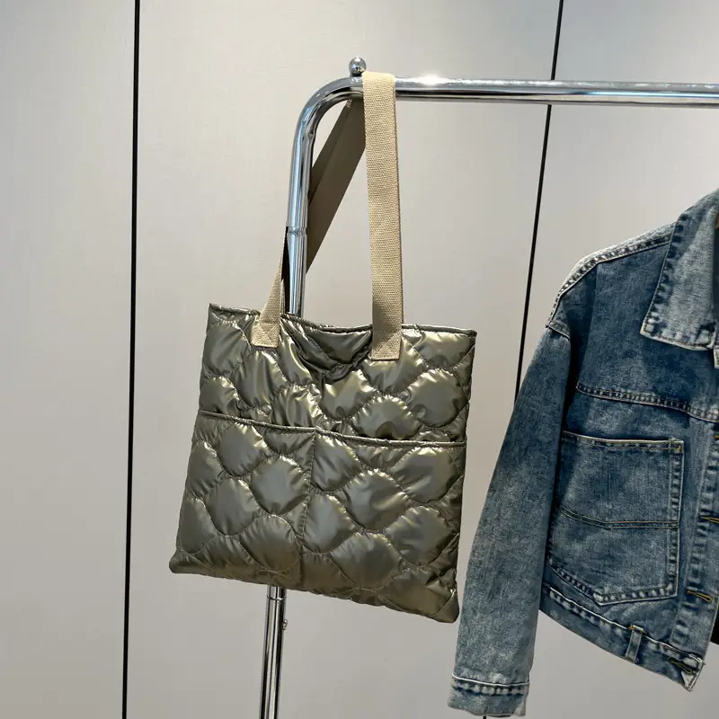 Silver Quilted Women's Tote Bag Large Capacity - Image 2