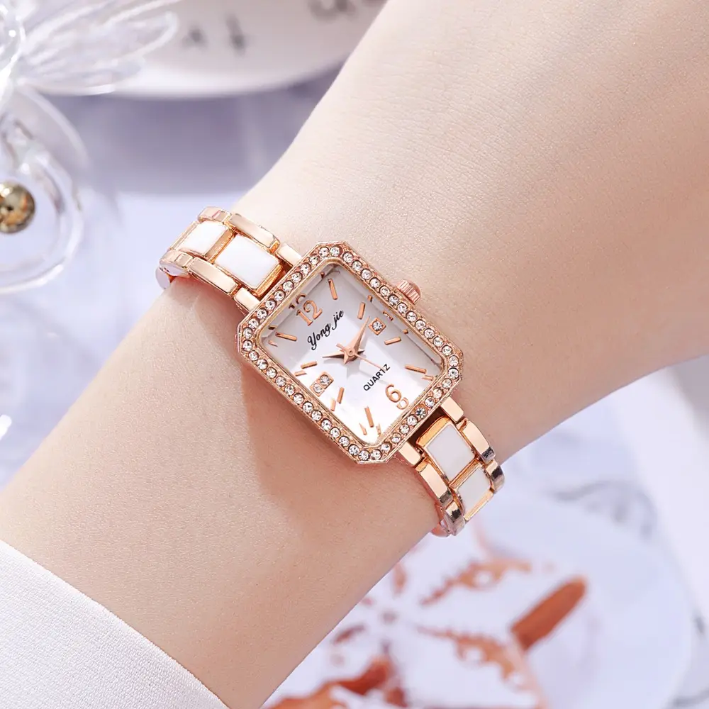 Square Diamond Watch for Women Hot Alloy Bracelet — feature 1