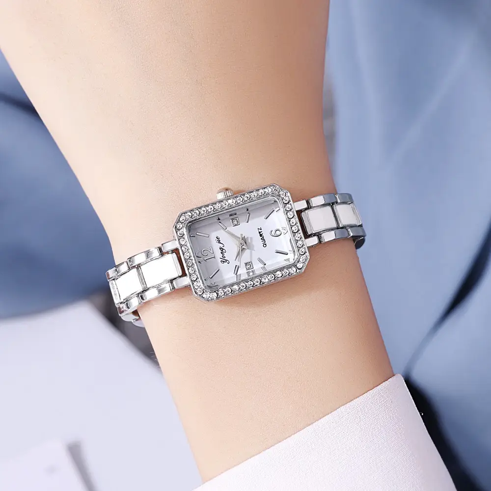 Square Diamond Watch for Women Hot Alloy Bracelet — feature 2