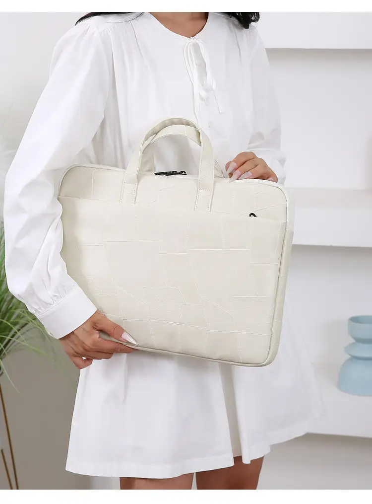Black Cuff Leather Laptop Shoulder Bag Business Commuter — feature 12