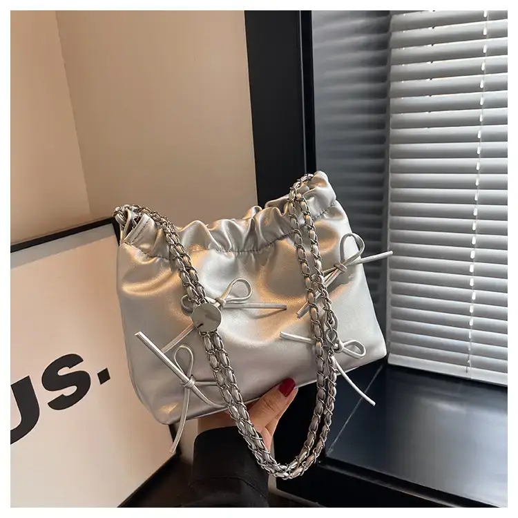 Women's Bow Chain Shoulder Bag Cream 2024 — feature 21
