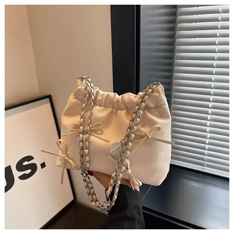 Women's Bow Chain Shoulder Bag Cream 2024 — feature 22
