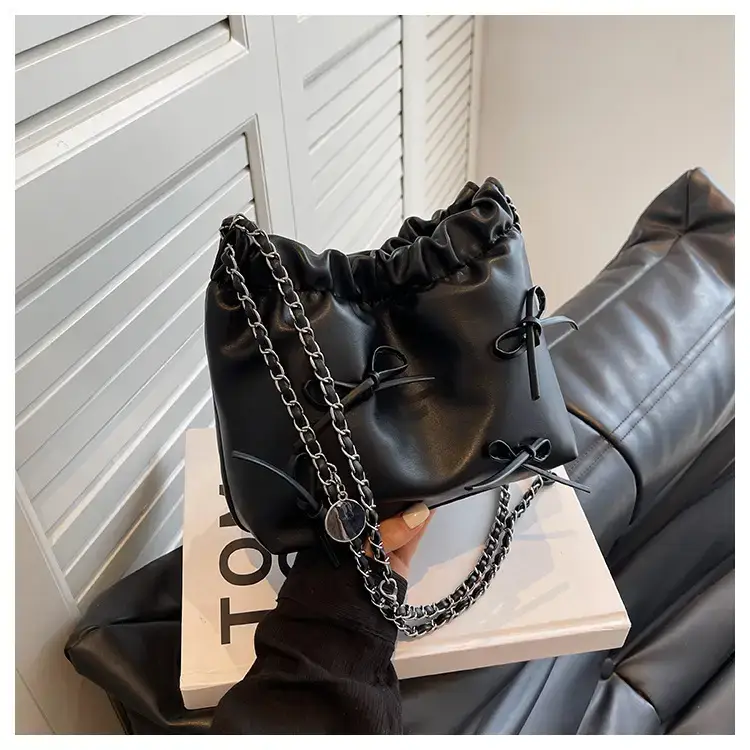 Women's Bow Chain Shoulder Bag Cream 2024 — feature 27