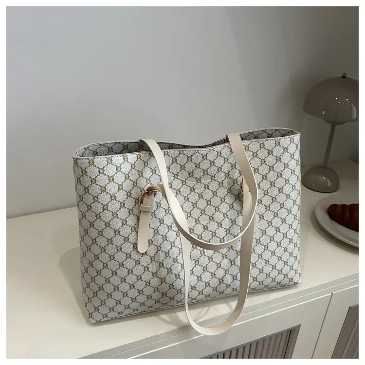 Women's Retro GG Shoulder Bag 2024 College Use - Image 3
