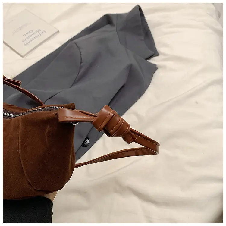Women Retro Underarm Bag Brown Croc Stitched Shoulder Messenger — feature 22