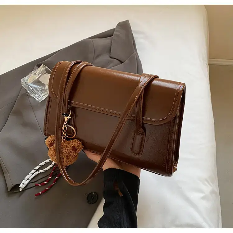 Vintage Brown Leather Shoulder Bag for Women 2024 — feature 14