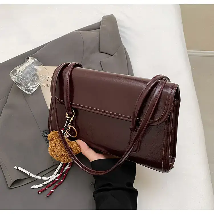 Vintage Brown Leather Shoulder Bag for Women 2024 — feature 18