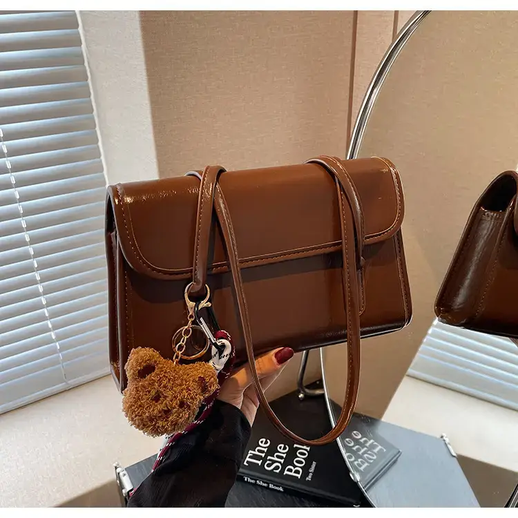 Vintage Brown Leather Shoulder Bag for Women 2024 — feature 24
