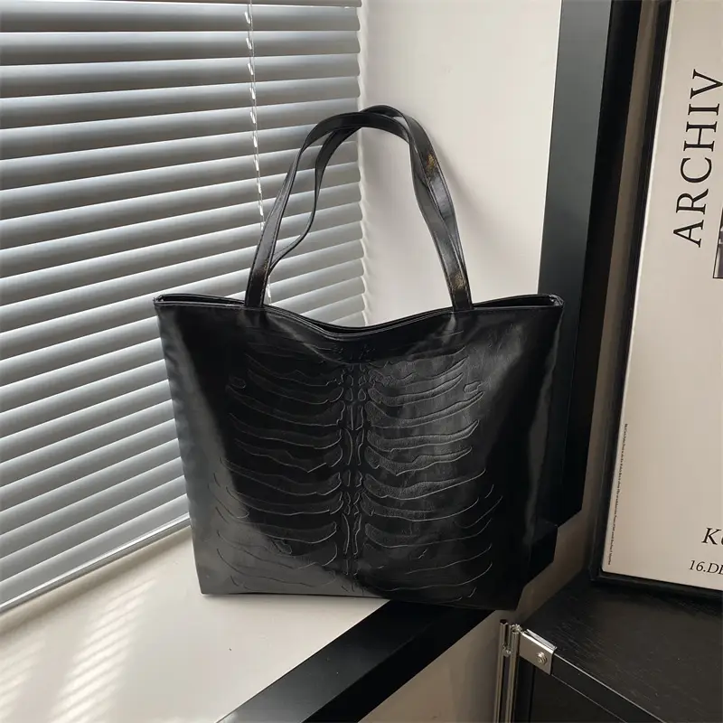 White Soft Leather Tote Bag for Women 2024 - Image 7