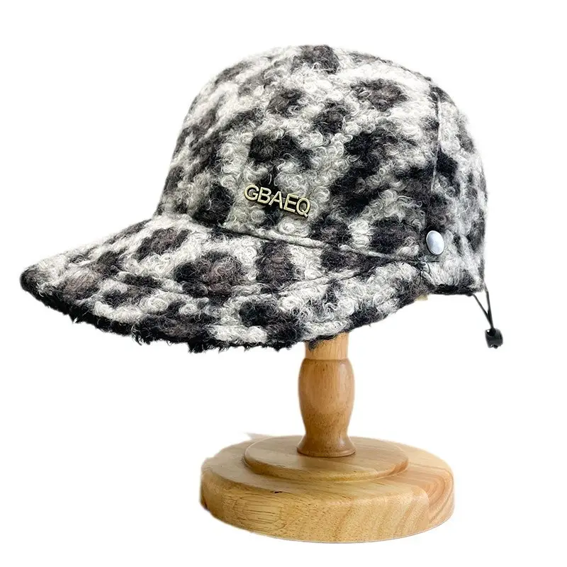 Plush Winter Face Cap for Kids, Leopard Print, Warm Fisherman Hat - Image 8