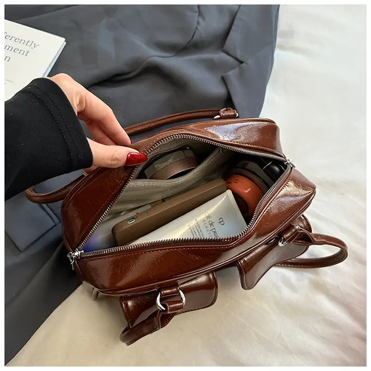 Brown Leather Shoulder Bag for Women, 2025 New Commuter, Large Capacity, Simple Fashion — feature 44