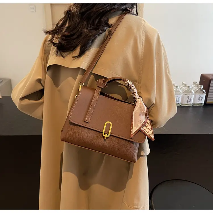 Women's Touching Small Bag 2024 Autumn Winter One Shoulder Crossbody — feature 17