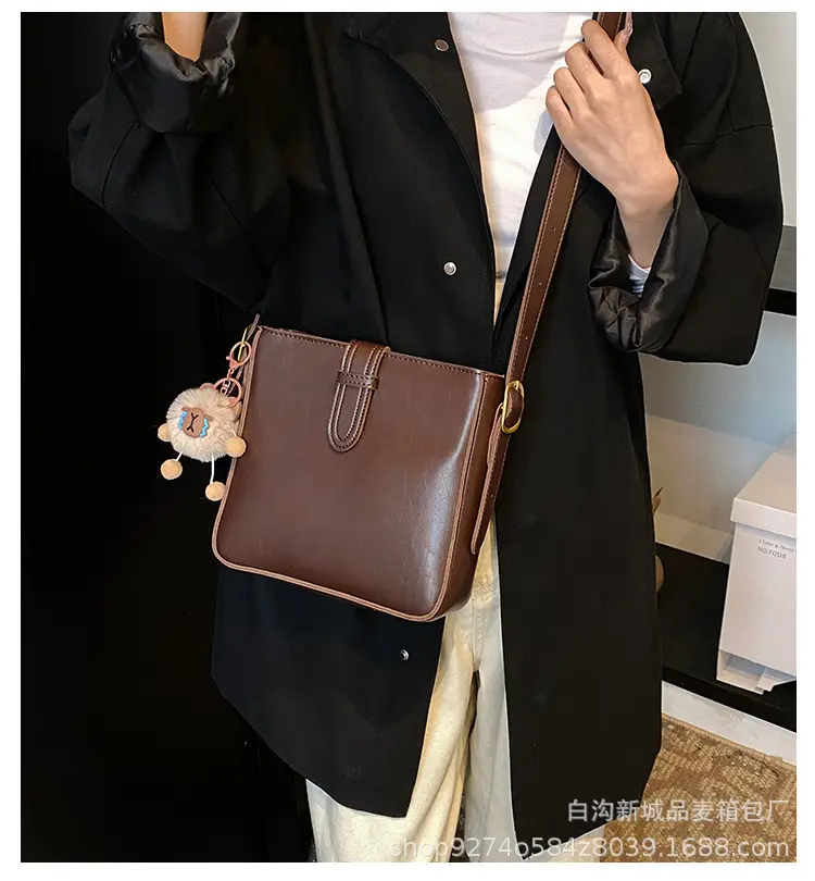 Retro Korean Style Shoulder Crossbody Bag for Women — feature 1