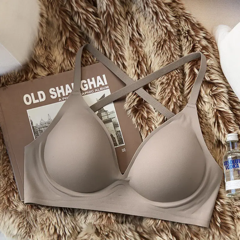 [Secrets from A to C] Externally Expanded Chest Underwear Women's Small Chests Gather Large Thickened Traceless Bra in Summer