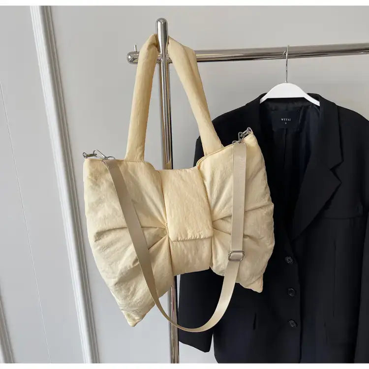 Red Bow Nylon Shoulder Bag 2024 New Style — feature 27
