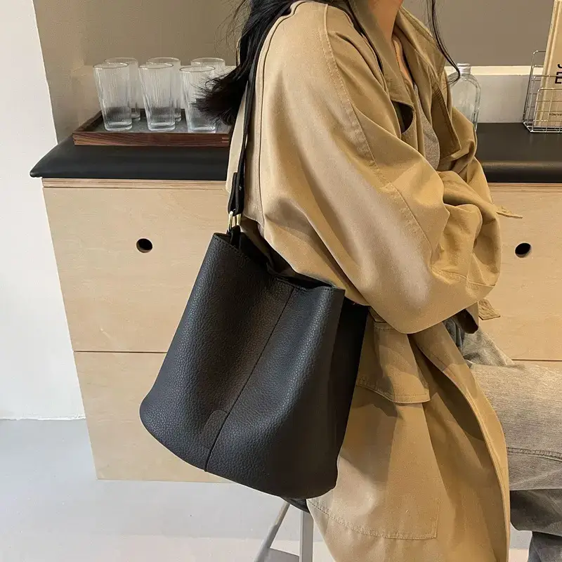 Women's Black Underarm Bucket Bag 2024 - Image 8