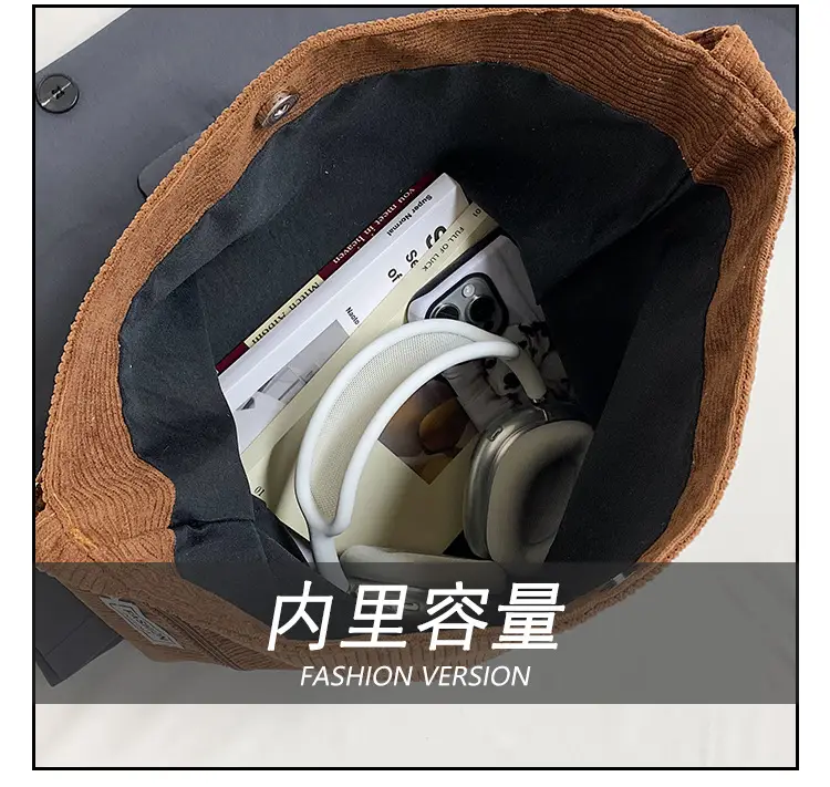Women's White Fan Purty Shoulder Bag 2024 — feature 10