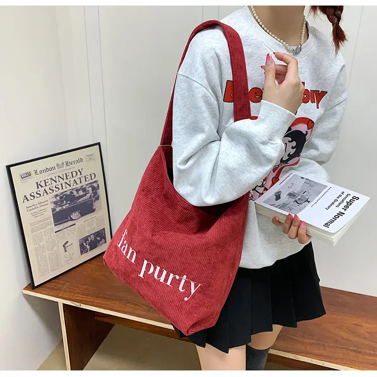 Women's White Fan Purty Shoulder Bag 2024 — feature 19