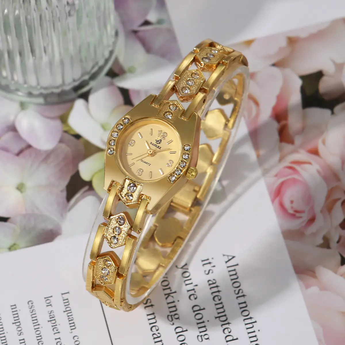 Gold Crystal Bracelet Watch Set for Women — feature 10