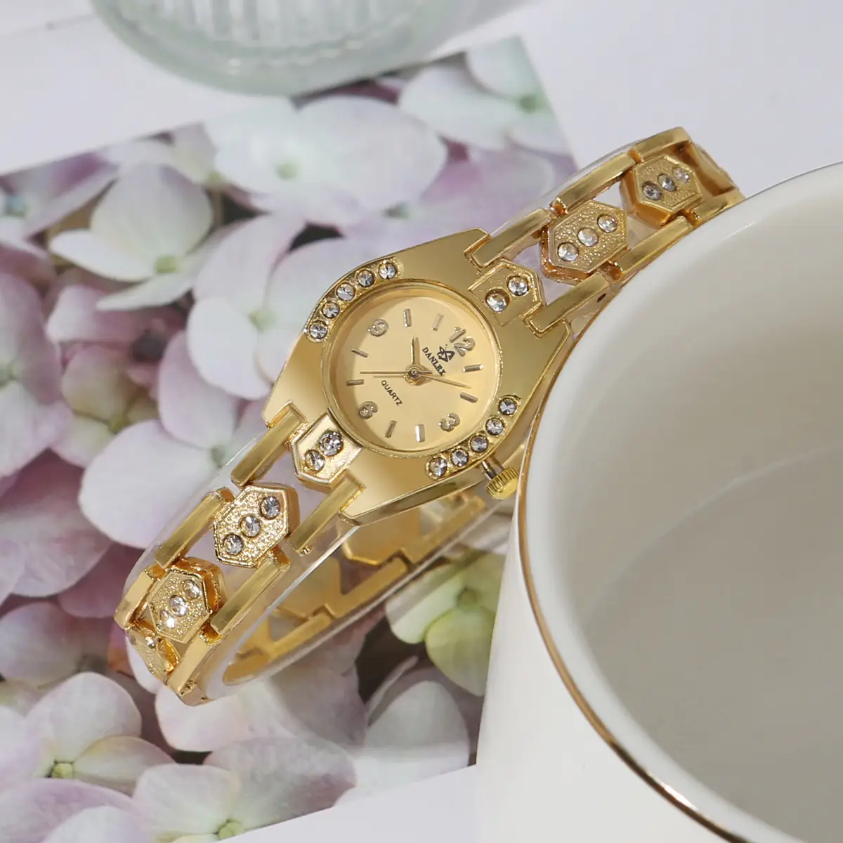 Gold Crystal Bracelet Watch Set for Women — feature 15