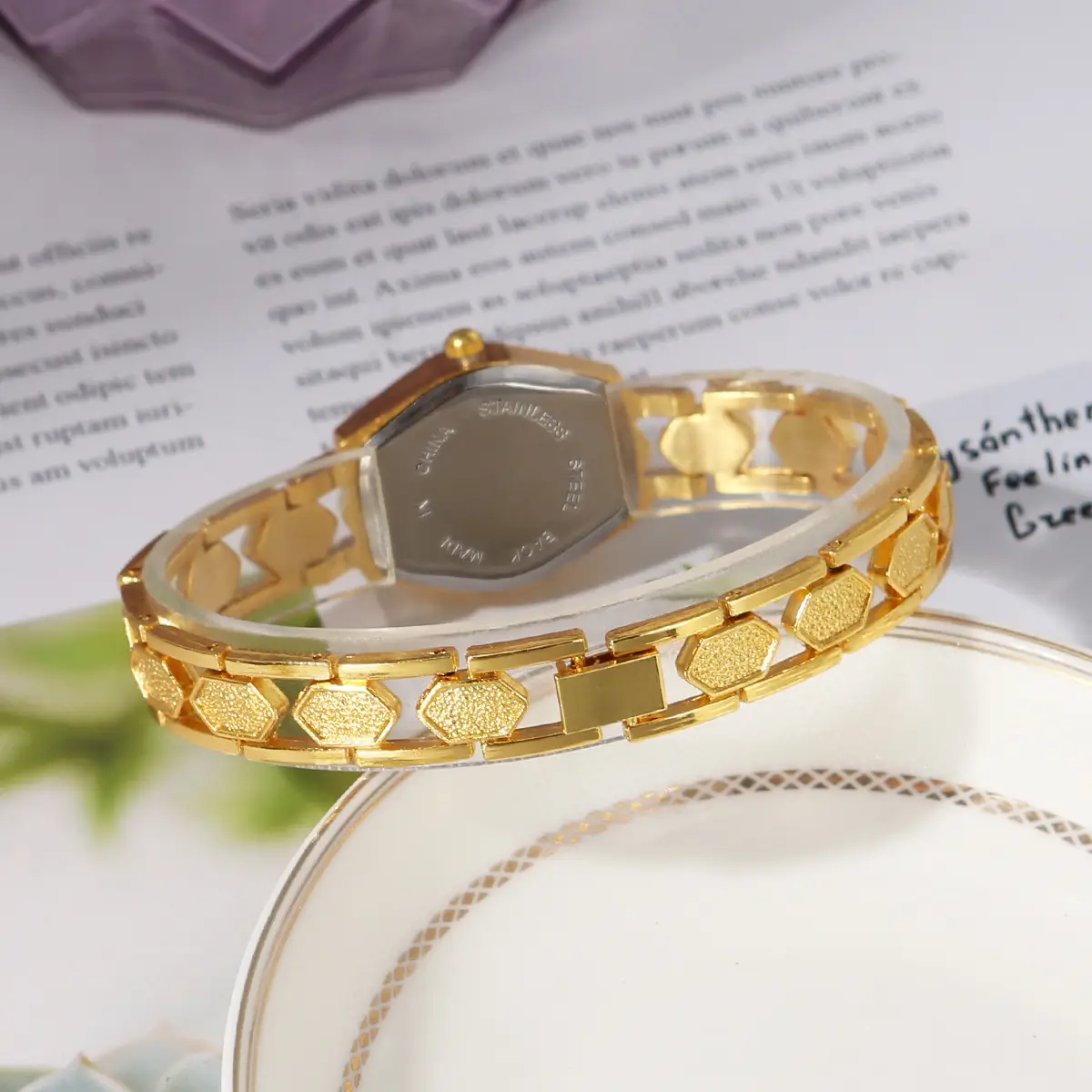 Gold Crystal Bracelet Watch Set for Women — feature 7