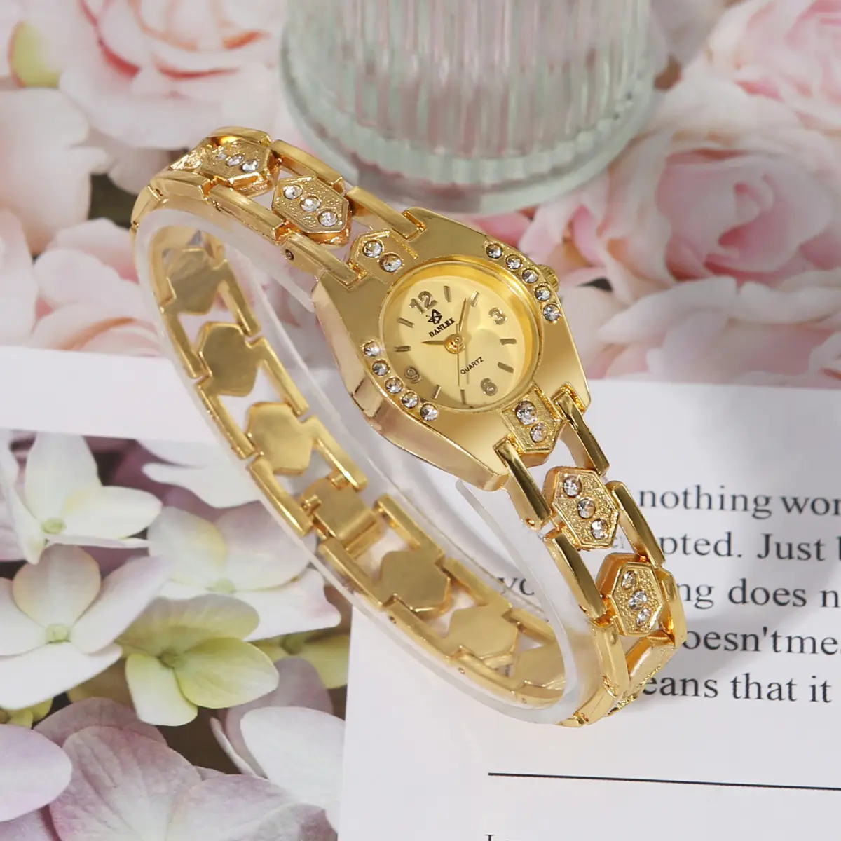 Gold Crystal Bracelet Watch Set for Women — feature 9