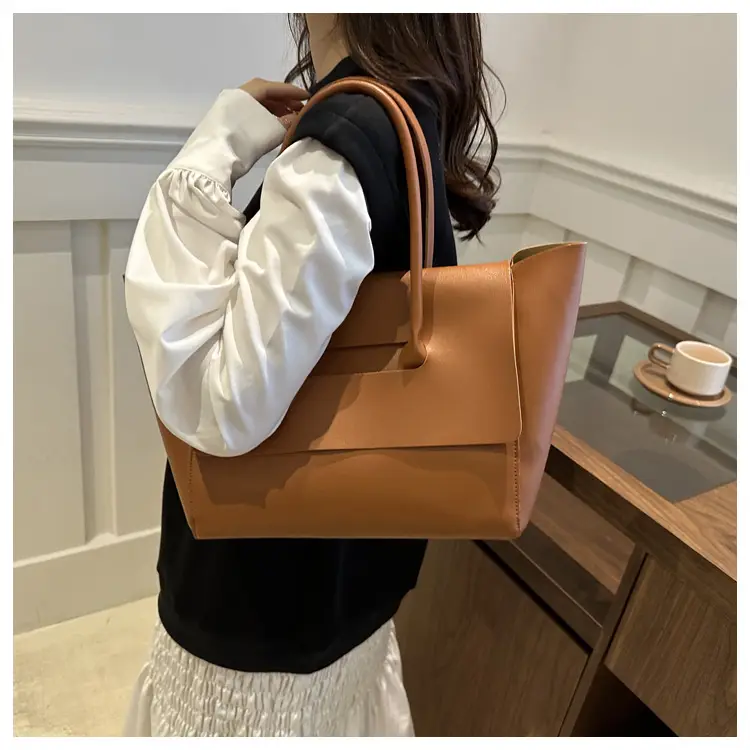 Black Leather Shoulder Bag Women 2024 New — feature 18