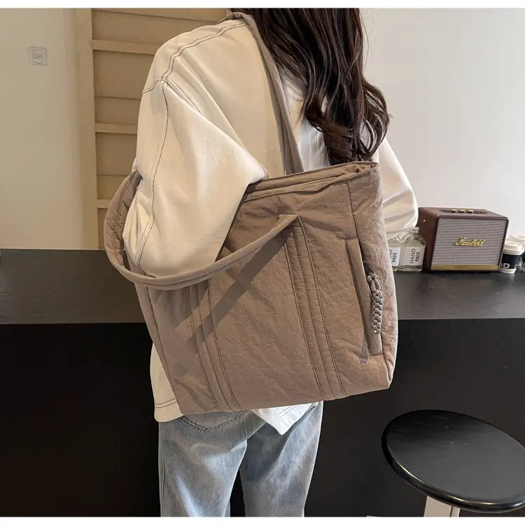 Women's Large Capacity Beige Shoulder Bag 2024 — feature 21