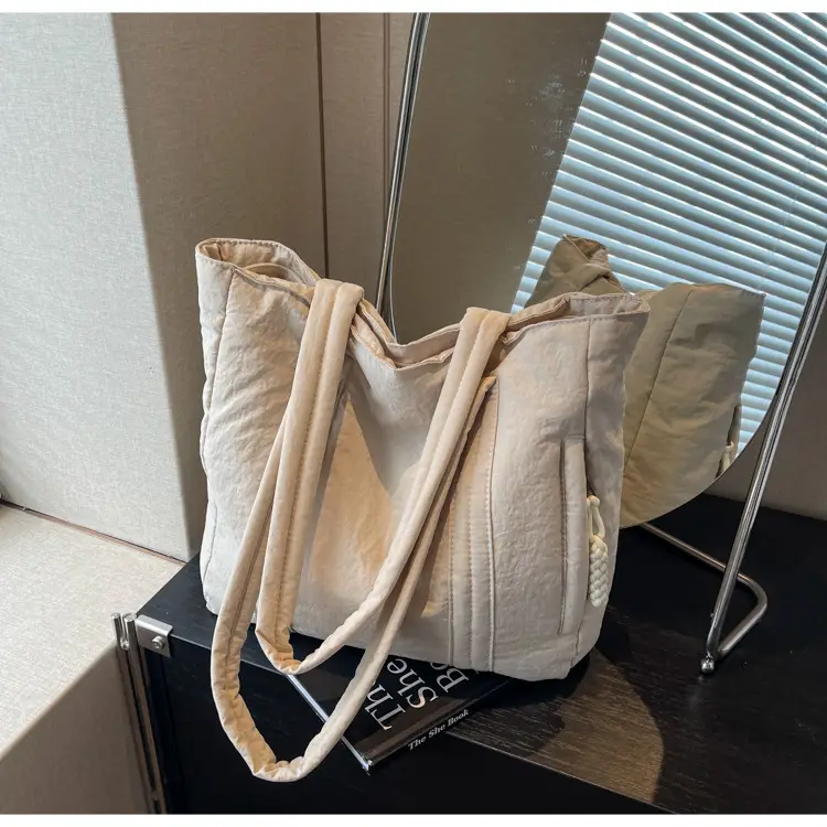 Women's Large Capacity Beige Shoulder Bag 2024 — feature 31