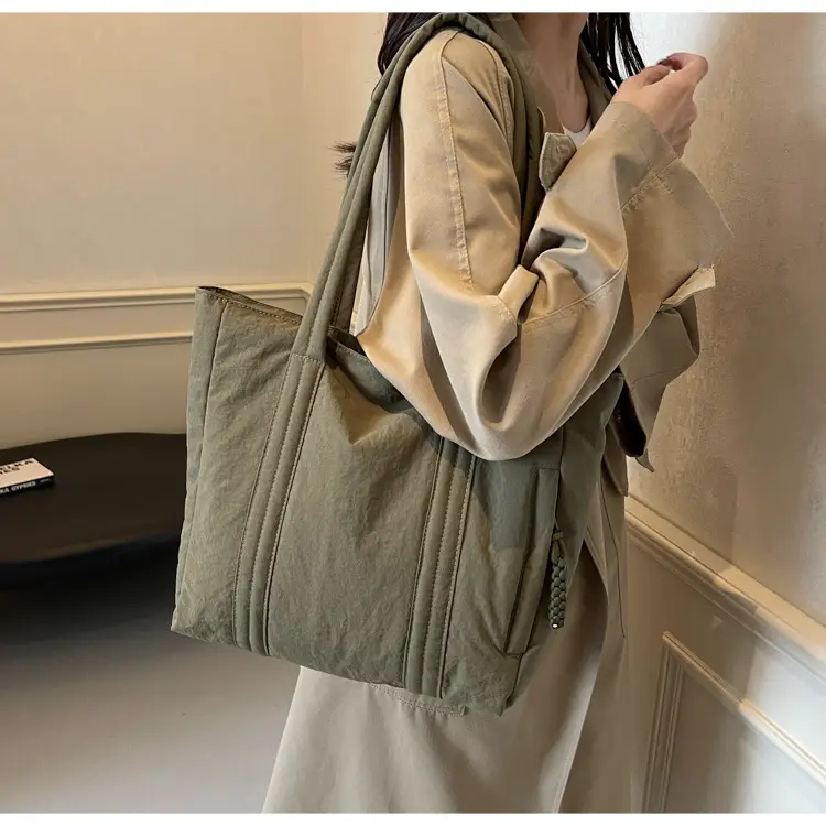 Women's Large Capacity Beige Shoulder Bag 2024 — feature 9