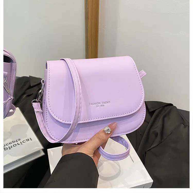 Women's Beige Crossbody Bag 2024 Heart Autumn Style - Image 3